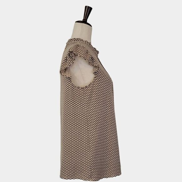 Elle Toupe Patterned Textured Ruffle High Neck Pleated Cap Sleeve Blouse - Picture 3 of 8